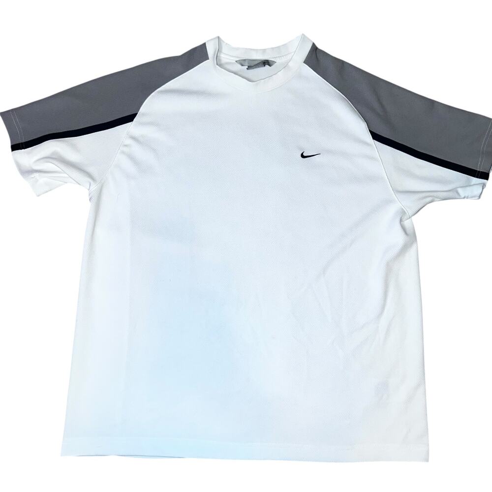 Vintage Nike white  gray embroidered  strip nike swish textured T-shirt men XL